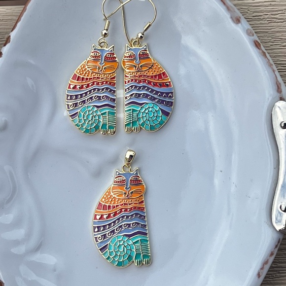 Laurel Burch Jewelry - 💗LAUREL BURCH EARRINGS & PENDANT💗